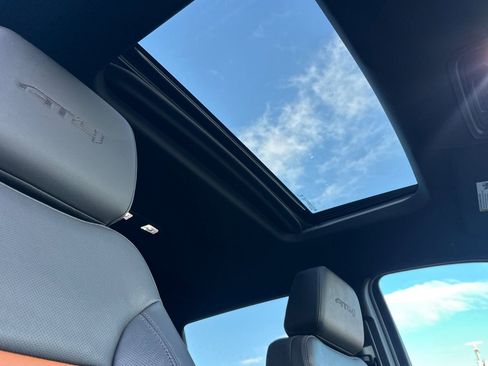 Used 2025 GMC Sierra 2500 AT4 w/ AT4 Premium Plus Package image 19