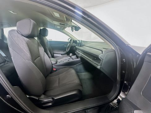 Used 2025 Honda Accord LX image 28