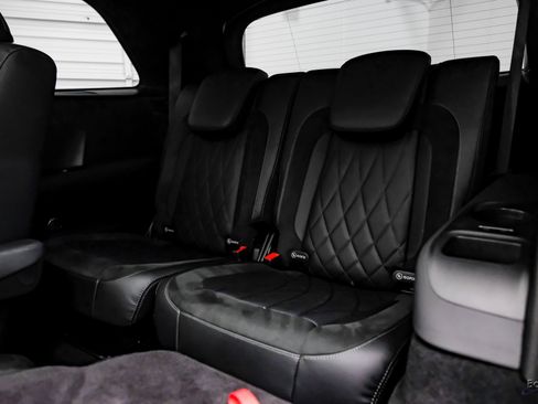 Used 2022 Mercedes-Benz GLS 63 AMG 4MATIC w/ Warmth & Comfort Package image 81