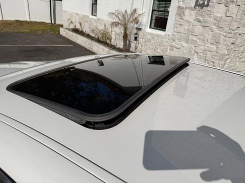 Used 2011 Lexus LS 460 AWD w/ Comfort Pkg image 16