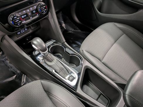 Used 2023 Buick Encore GX Select w/ Sport Touring Package image 13