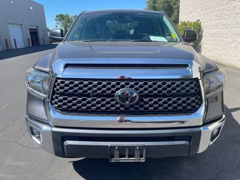 Used 2020 Toyota Tundra SR5 w/ SR5 Upgrade Package RWD image 2