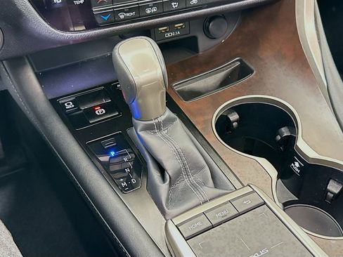 Used 2022 Lexus RX 350 AWD w/ Premium Package image 18