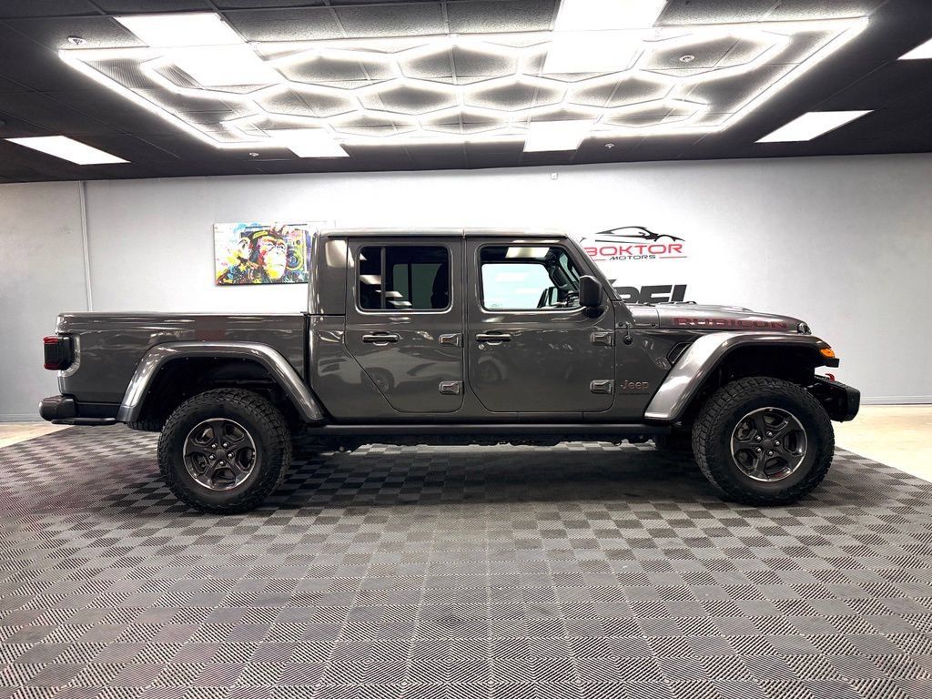 Used 2023 Jeep Gladiator Rubicon w/ LED Lighting Group AWD/4WD image 17