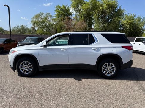 Used 2021 Chevrolet Traverse LT FWD image 8