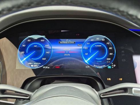 Used 2023 Mercedes-Benz EQS 580 4MATIC Sedan image 11