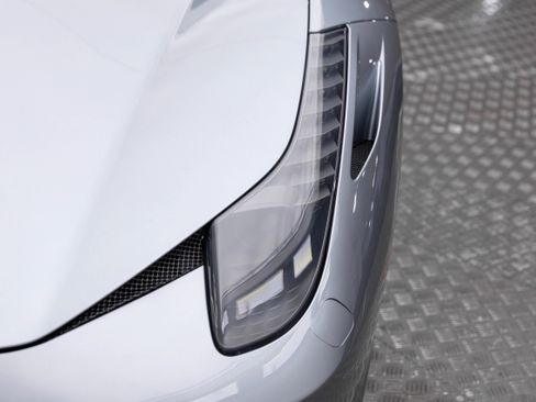 Used 2013 Ferrari 458 Spider RWD image 57
