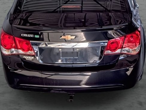 Used 2012 Chevrolet Cruze Eco image 11