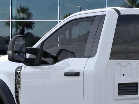 New 2026 Ford F450 XL w/ XL Chrome Package RWD image 19