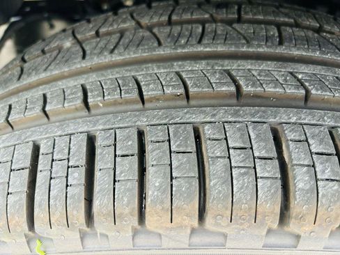 New 2024 Jeep Grand Wagoneer Series III image 47