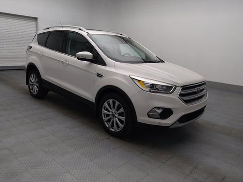 Used 2017 Ford Escape Titanium w/ Equipment Group 301A AWD/4WD image 11