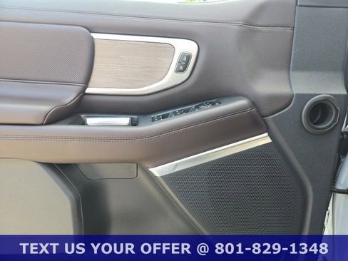 New 2025 Ford Expedition Platinum w/ Platinum Ultimate Package AWD/4WD image 63