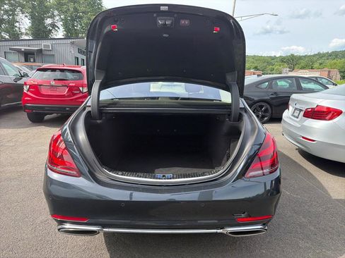 Used 2019 Mercedes-Benz S 560 4MATIC Sedan image 9