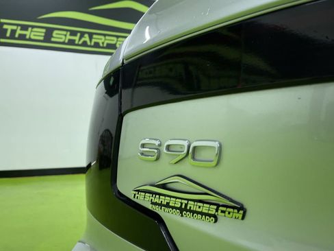 Used 2020 Volvo S90 T6 R-Design image 14