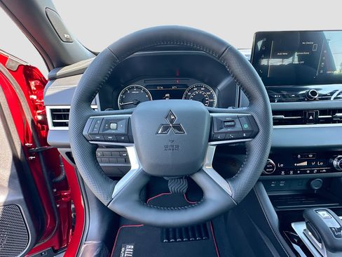 New 2026 Mitsubishi Outlander Ralliart image 7