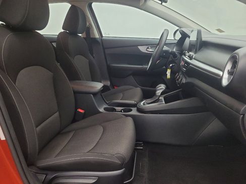 Used 2023 Kia Forte LXS w/ LXS Technology Package FWD image 21