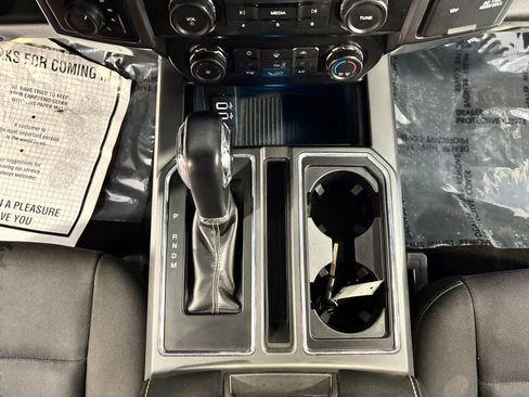 Used 2019 Ford F150 XLT w/ Equipment Group 302A Luxury image 26