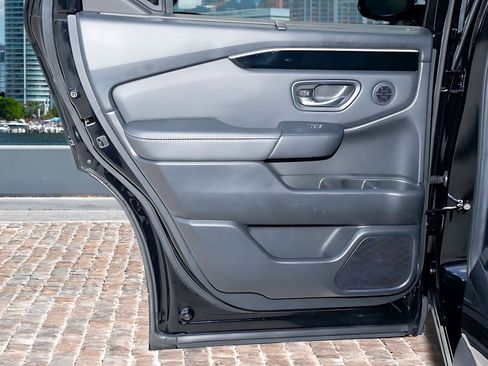 Certified 2024 Honda Pilot EX-L image 13