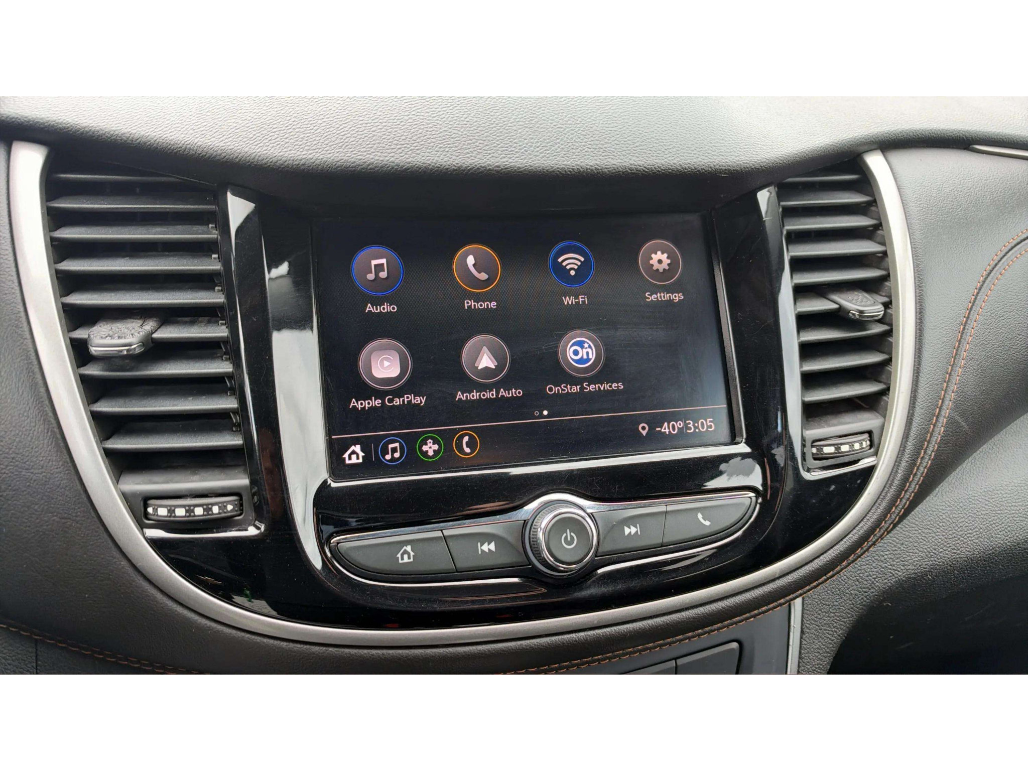 Used 2020 Chevrolet Trax LT AWD/4WD image 17