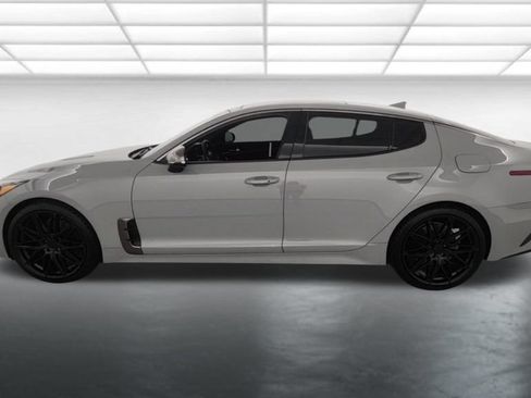 Used 2022 Kia Stinger GT-Line w/ Sun & Sound Package AWD/4WD image 4