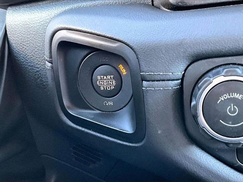 Certified 2024 Jeep Wrangler Unlimited Rubicon image 26