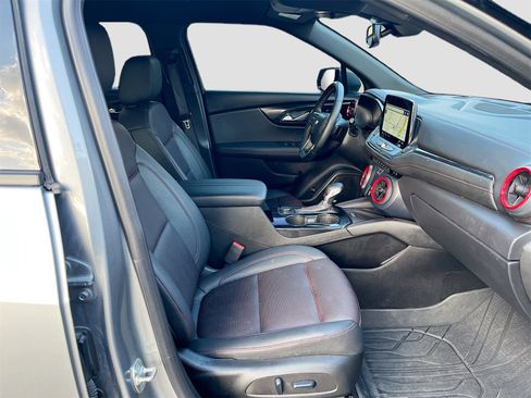 Used 2024 Chevrolet Blazer RS w/ Enhanced Convenience Package image 28
