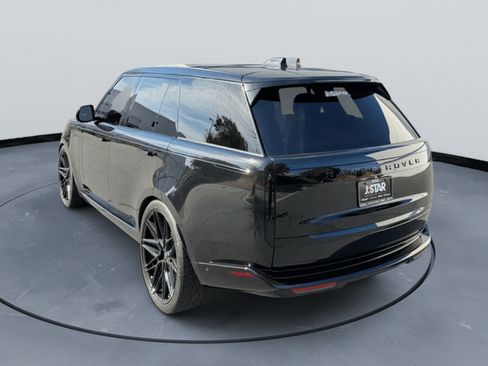 Used 2025 Land Rover Range Rover SE AWD/4WD image 7