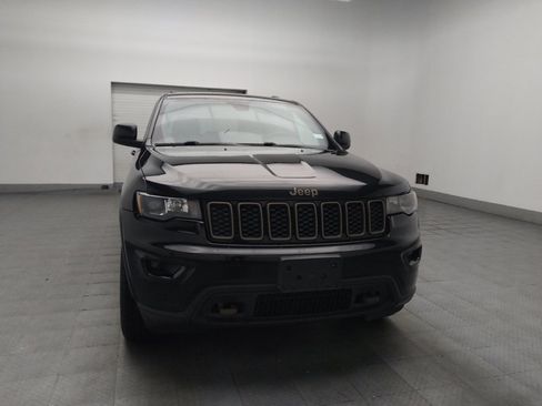 Used 2016 Jeep Grand Cherokee Laredo 75th Anniversary AWD/4WD image 14