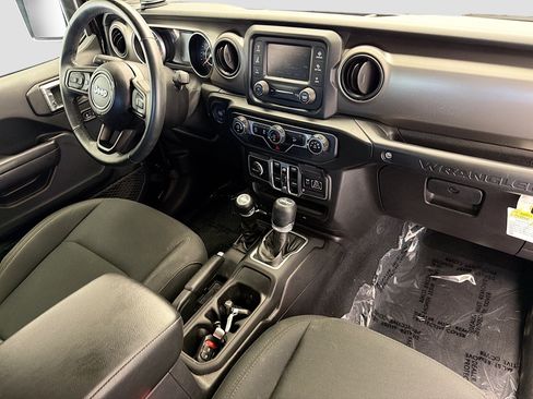 Used 2018 Jeep Wrangler Unlimited Sport S AWD/4WD image 12