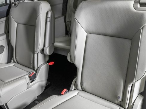 Used 2019 Volkswagen Atlas SEL image 38