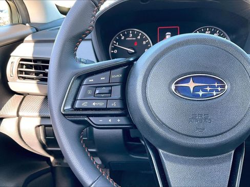 Certified 2025 Subaru Crosstrek 2.5i Limited AWD/4WD image 19