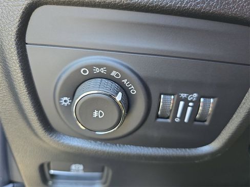 New 2025 Jeep Grand Cherokee L Limited w/ Black Appearance Package image 28