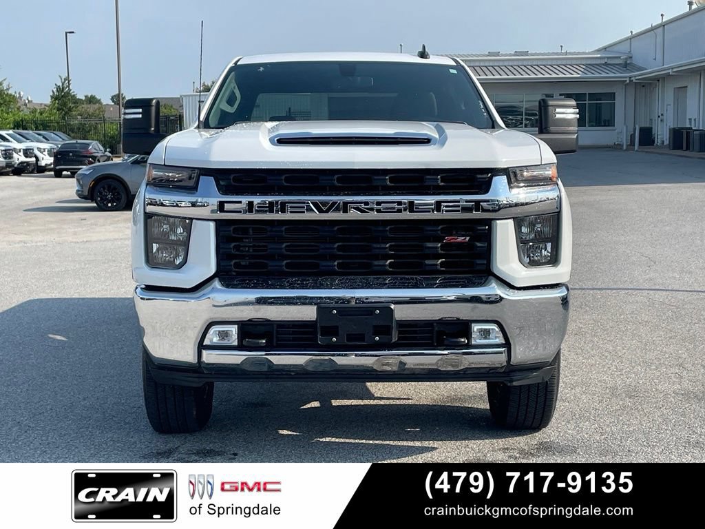 Used 2023 Chevrolet Silverado 2500 LT w/ Convenience Package AWD/4WD image 2