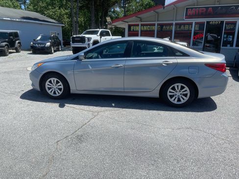 Used 2011 Hyundai Sonata GLS FWD image 8