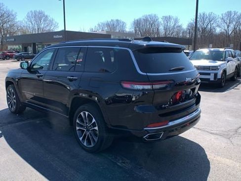 Used 2023 Jeep Grand Cherokee L Overland image 3