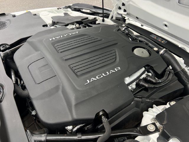 Used 2016 Jaguar F-TYPE R AWD/4WD image 32