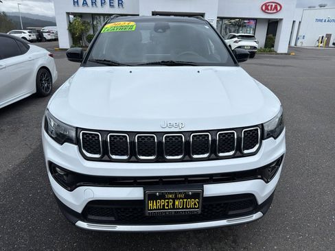 Used 2023 Jeep Compass Limited image 8