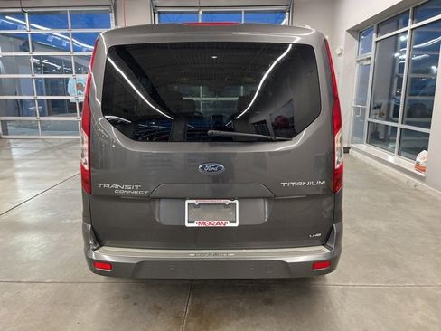 Used 2017 Ford Transit Connect Titanium image 5