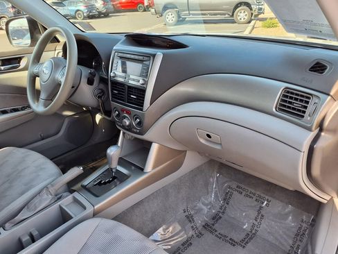 Used 2010 Subaru Forester 2.5X Premium image 18