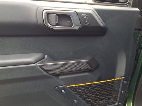 Certified 2024 Ford Bronco Badlands image 11