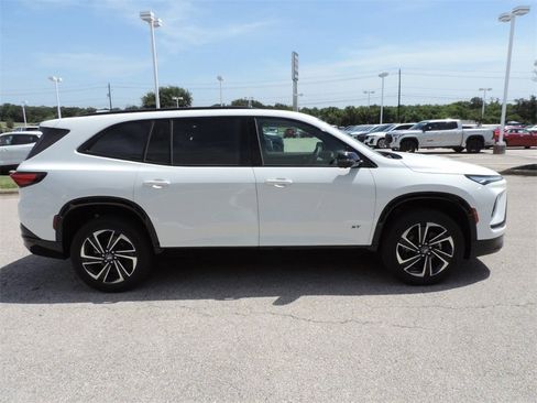 New 2026 Buick Enclave Sport Touring w/ Power Package image 4