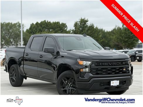 New 2026 Chevrolet Silverado 1500 Custom RWD image 2