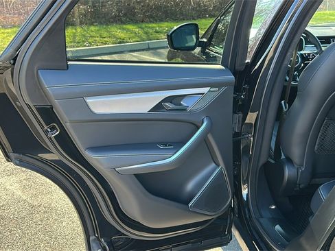 Certified 2025 Jaguar F-PACE R-Dynamic S image 18