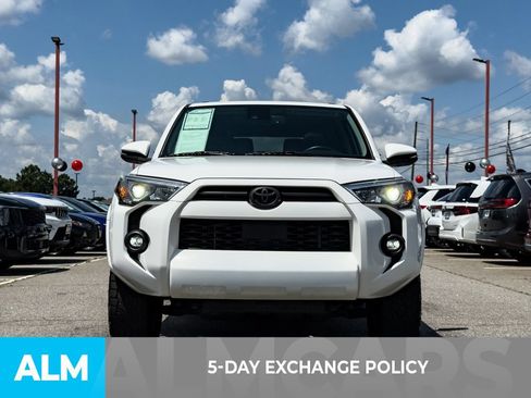 Used 2023 Toyota 4Runner SR5 Premium w/ Moonroof Package RWD image 3