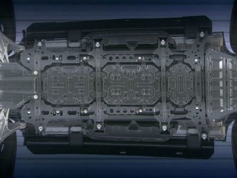 Used 2023 Ford F150 Lightning XLT image 18