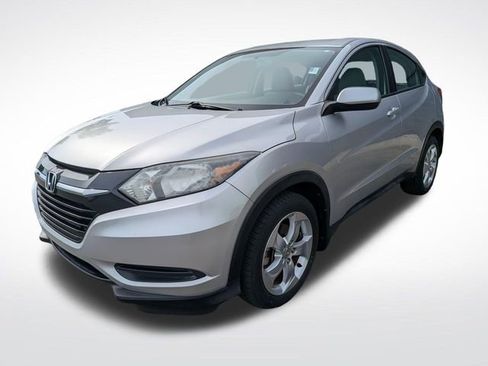 Used 2016 Honda HR-V LX image 2
