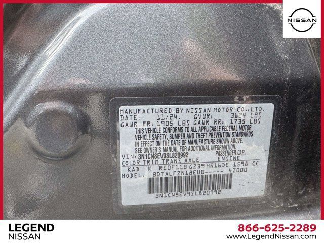 Used 2025 Nissan Versa SV w/ Trunk Package FWD image 31