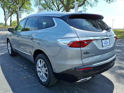 Used 2024 Buick Enclave Premium AWD/4WD image 5