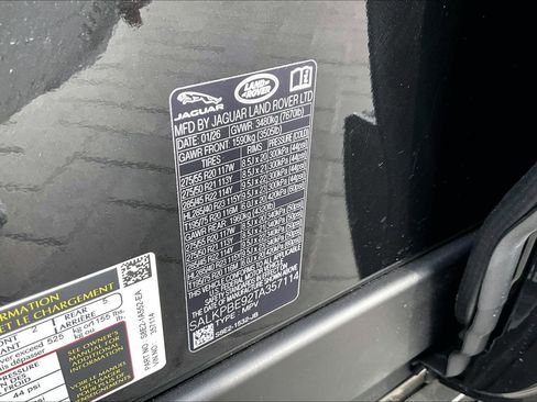 New 2026 Land Rover Range Rover Long Wheelbase SE image 14