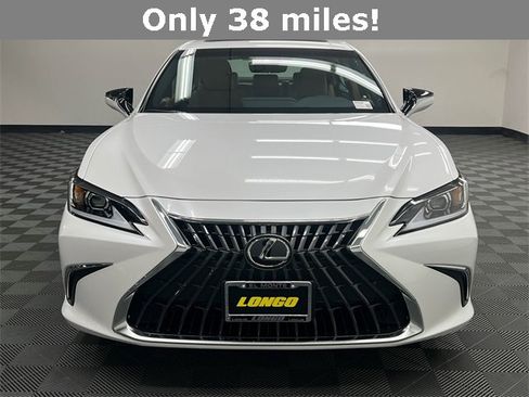 Certified 2025 Lexus ES 350 image 3